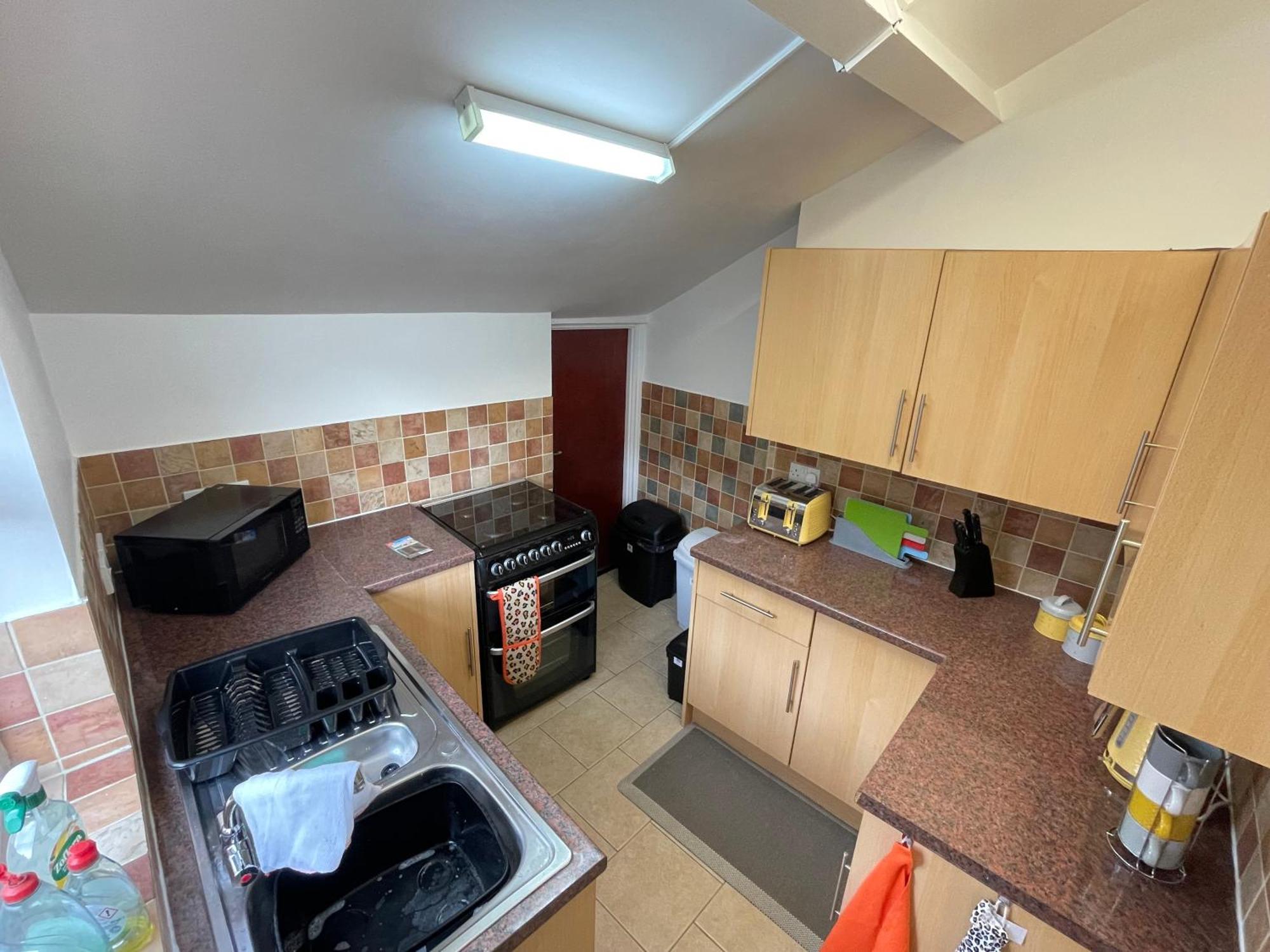 Appartement Beanies Lornestreet Four Bed House à Swindon Extérieur photo